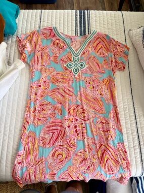 Vibrant Pink & Aqua Tropical Print Tunic Lilly Pulitzer